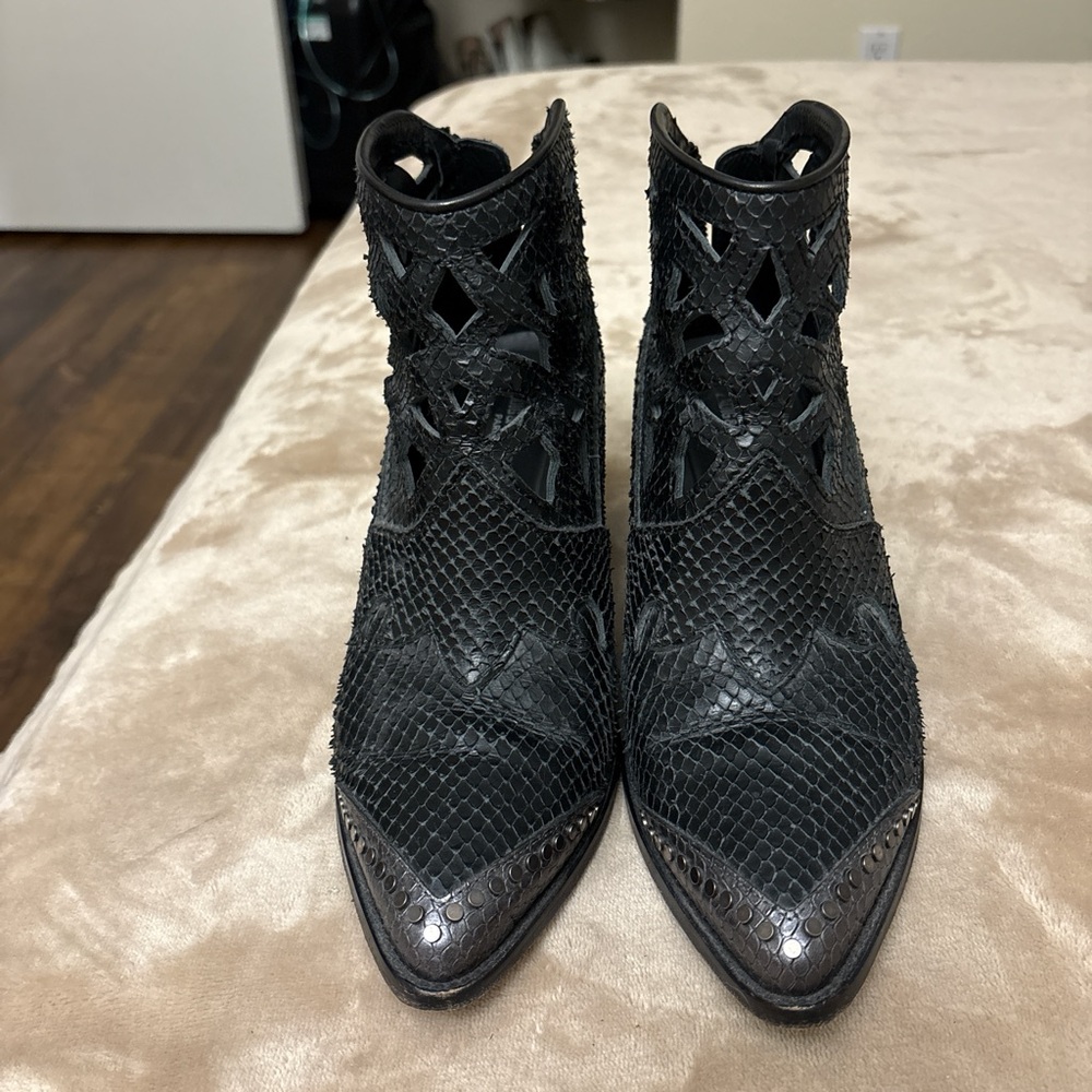 Zadig & Voltaire Black Textured Ankle Booties